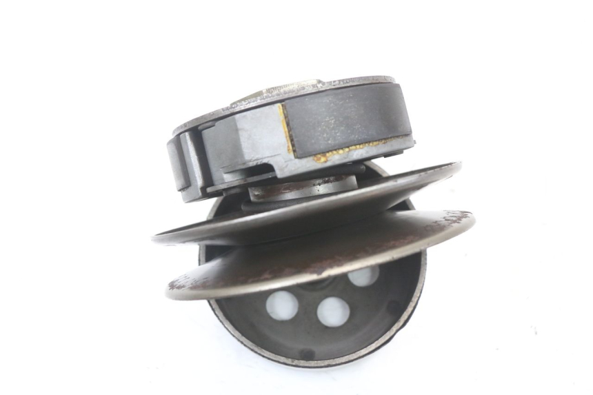 photo de EMBRAGUE YAMAHA YP MAJESTY 125 (2002 - 2006) - Primer plano técnico