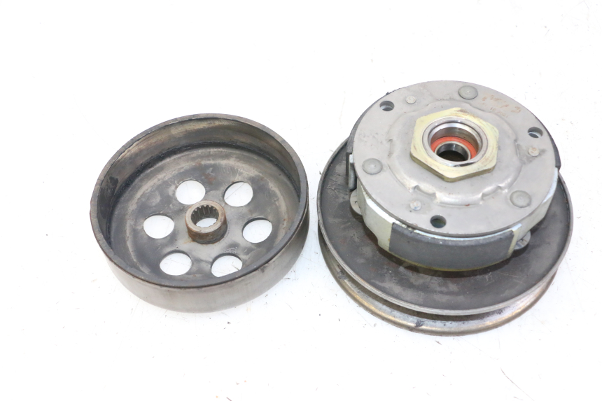 photo de EMBRAGUE YAMAHA YP MAJESTY 125 (2002 - 2006) - Zoom estado de uso