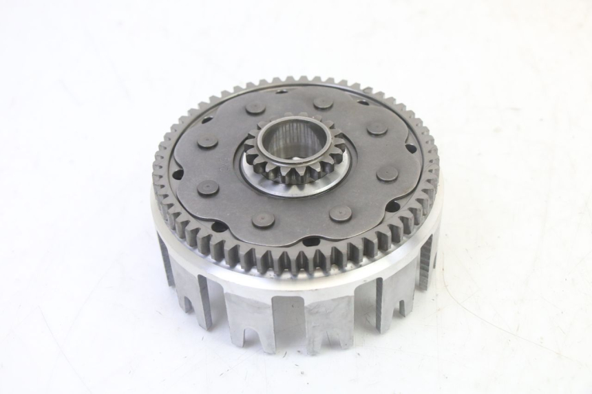 photo de EMBRAGUE YAMAHA YZ-F YZF 250 (2014 - 2018) - Primer plano técnico