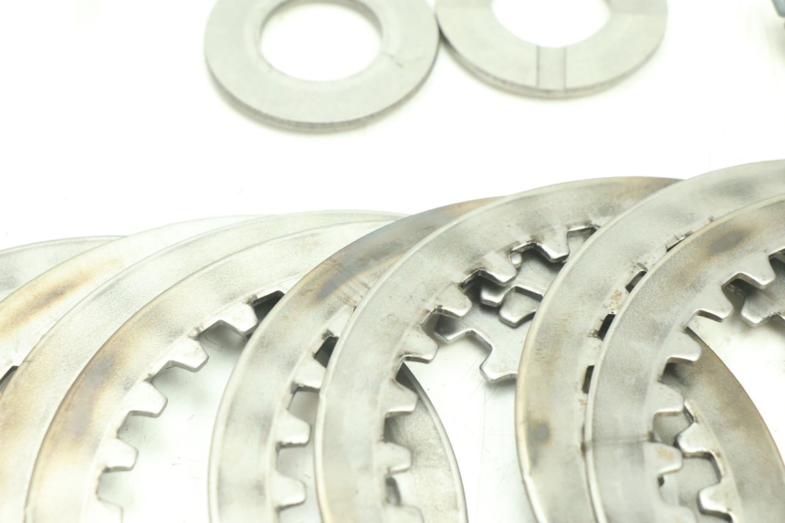 photo de EMBRAGUE YAMAHA YZF R6 600 (2008 - 2009) - Primer plano técnico