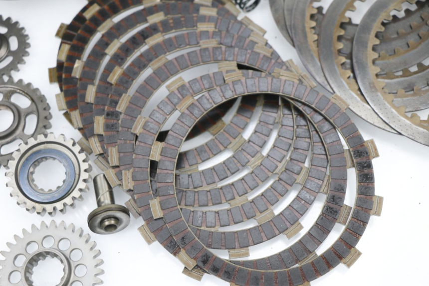 photo de EMBRAGUE YAMAHA YZF YZ-F 450 (2006 - 2009) - Zoom sobre los componentes