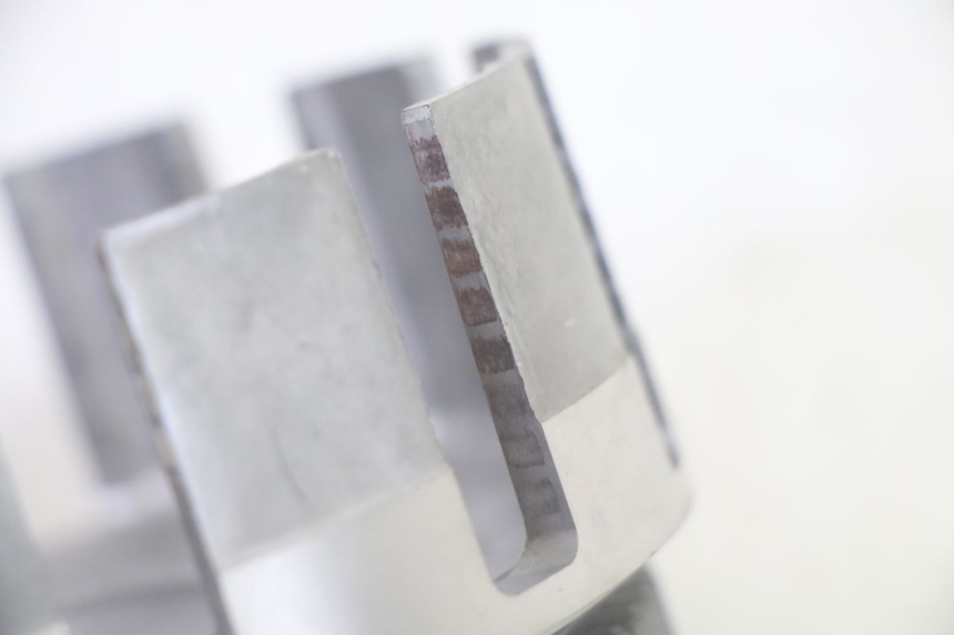 photo de EMBRAGUE YAMAHA YZF YZ-F 450 (2014 - 2016) - Otra perspectiva