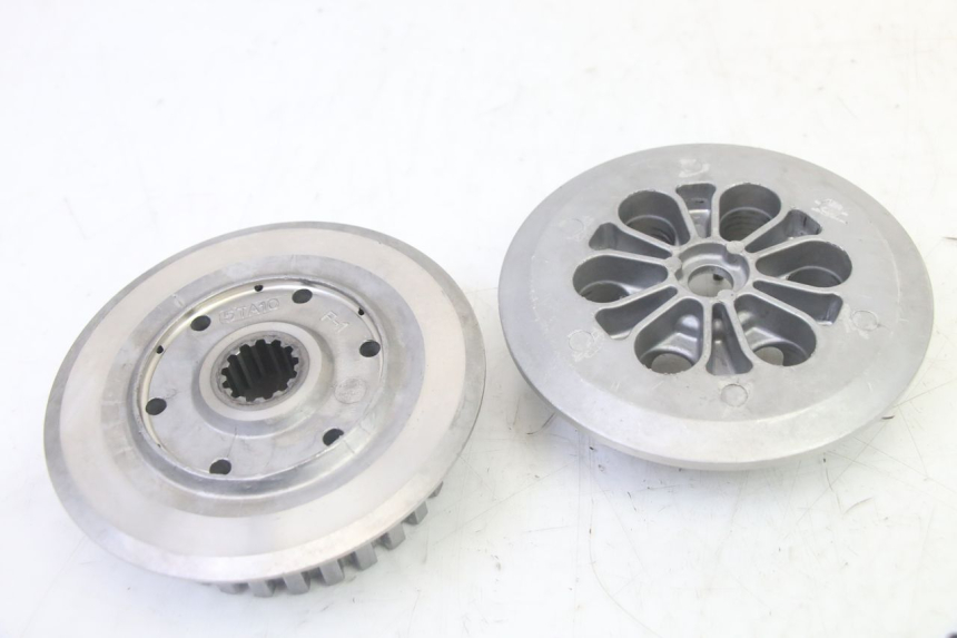 photo de EMBRAGUE YAMAHA YZF YZ-F 450 (2014 - 2016) - Detalles de los puntos de fijación