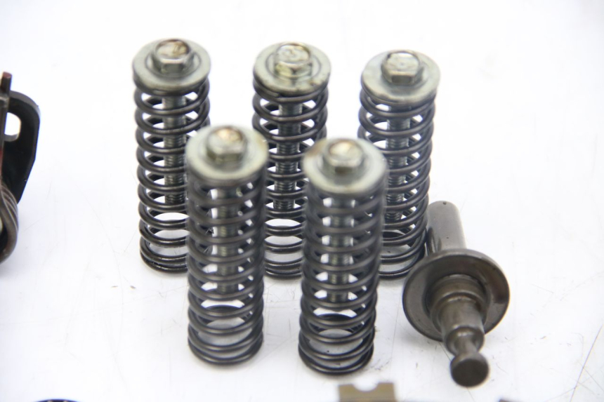 photo de EMBRAGUE KAWASAKI Z ABS 1000 (2014 - 2020) - Primer plano de alta resolución