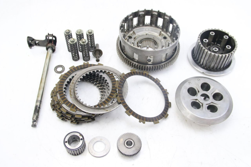 photo de EMBRAGUE KAWASAKI Z ABS 1000 (2014 - 2020) - Primer plano técnico