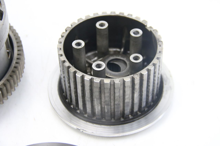 photo de EMBRAGUE KAWASAKI Z ABS 1000 (2014 - 2020) - Detalles de los puntos de fijación