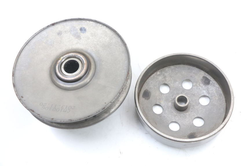 photo de EMBRAGUE PIAGGIO ZIP 2T 50 (2009 - 2019) - Primer plano técnico