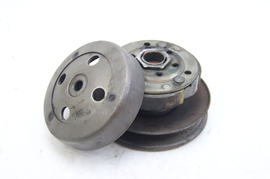 photo de EMBRAGUE PIAGGIO ZIP 4T 50 (2018 - 2020) - Vista principal