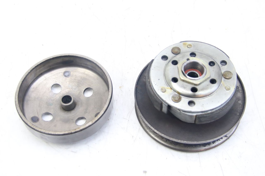 photo de EMBRAGUE PIAGGIO ZIP 4T 50 (2018 - 2020) - Detalle de la pieza