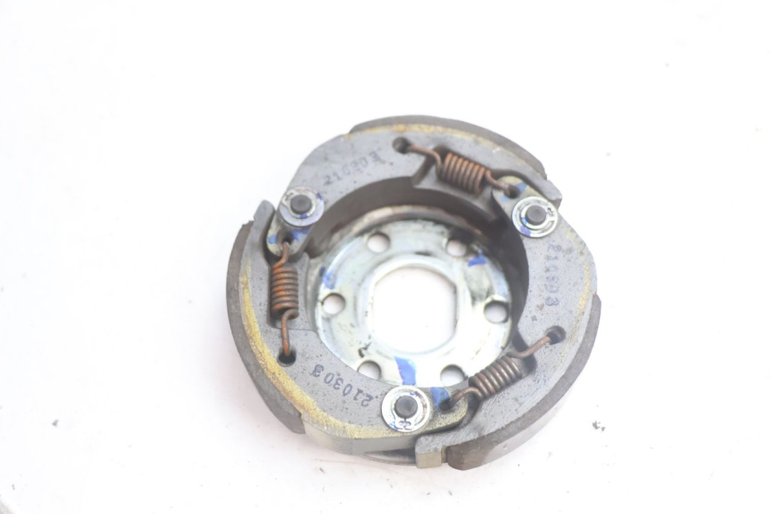 photo de EMBRAGUE PIAGGIO ZIP IGET 4T 50 (2021 - 2023) - Otra perspectiva