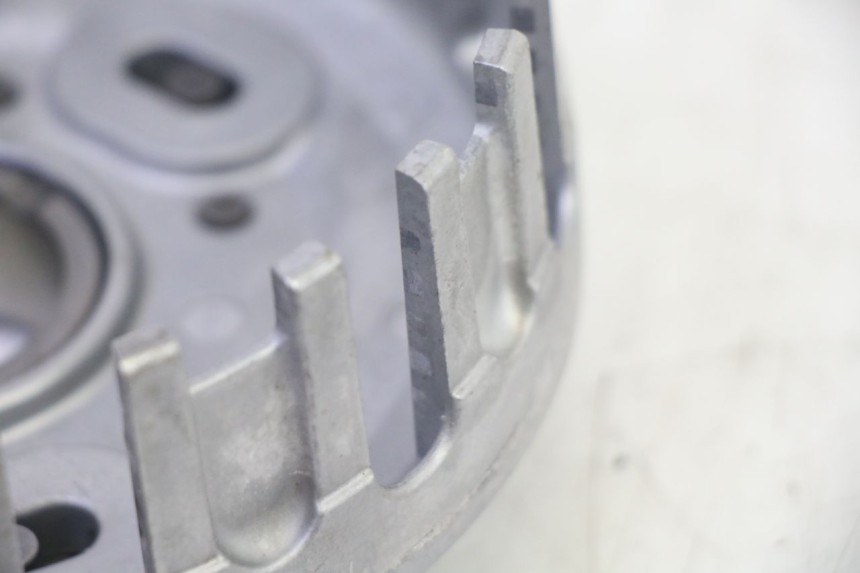 photo de EMBRAGUE KAWASAKI ZR 7 750 (1999 - 2004) - Otra perspectiva