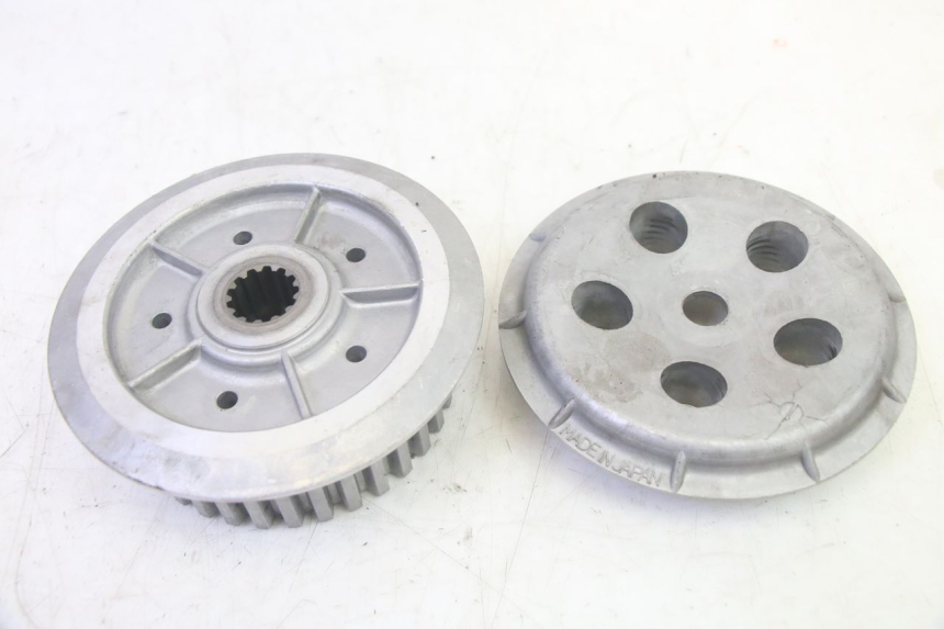 photo de EMBRAGUE KAWASAKI ZR 7 750 (1999 - 2004) - Detalles de los puntos de fijación