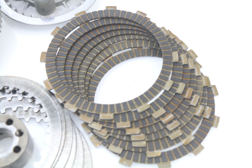 photo de EMBRAGUE KAWASAKI ZZR 600 (1995 - 2004) - Características distintivas