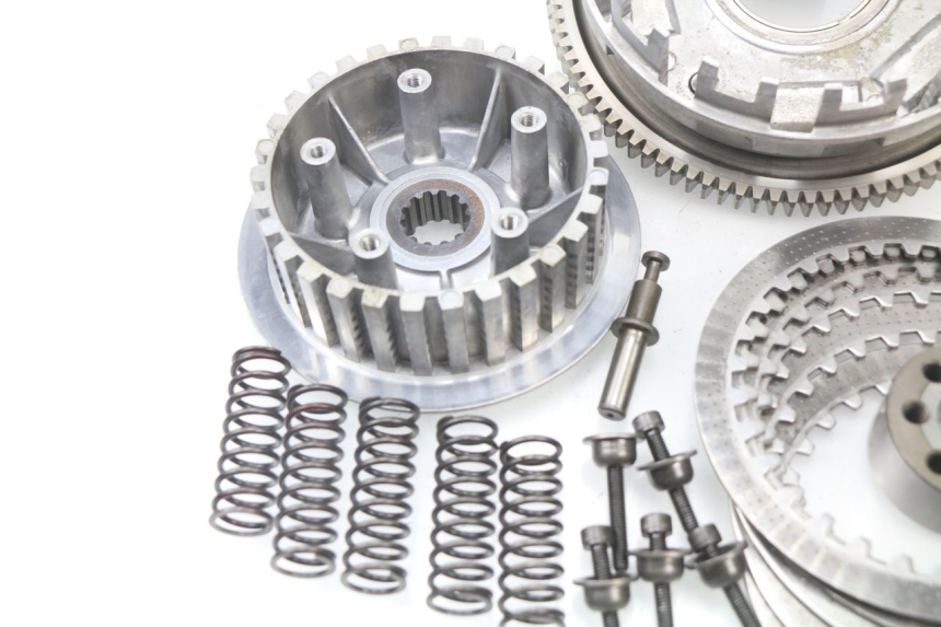 photo de EMBRAGUE KAWASAKI ZZR 600 (1995 - 2004) - Marcados y referencias originales