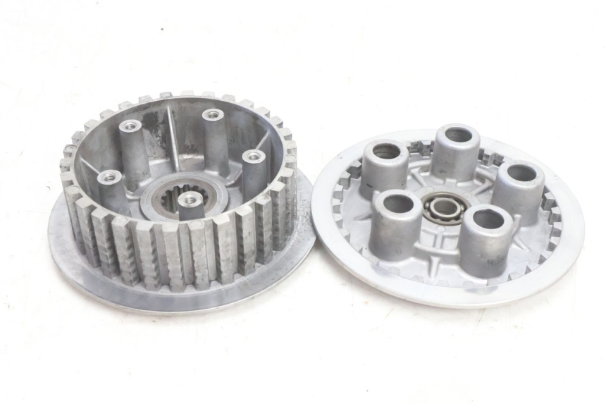 photo de EMBRAGUE KAWASAKI ZZR 600 (1995 - 2004) - Primer plano técnico