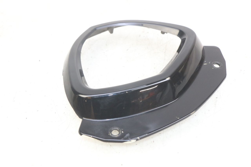 photo de ENTOURAGE CUENTA KILÓMETROS KYMCO AGILITY 16+ 4T 50 (2018 - 2023) - Primer plano técnico