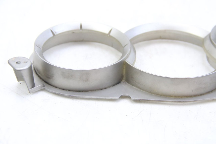 photo de ENTOURAGE CUENTA KILÓMETROS PEUGEOT CITYSTAR 125 (2011 - 2017) - Primer plano técnico