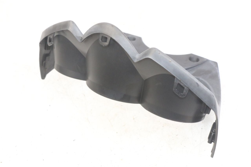 photo de ENTOURAGE CUENTA KILÓMETROS PEUGEOT CITYSTAR 125 (2011 - 2017) - Otra perspectiva