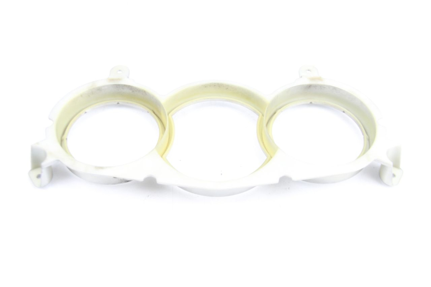 photo de ENTOURAGE CUENTA KILÓMETROS PEUGEOT CITYSTAR 50 (2013 - 2017) - Detalles de los puntos de fijación