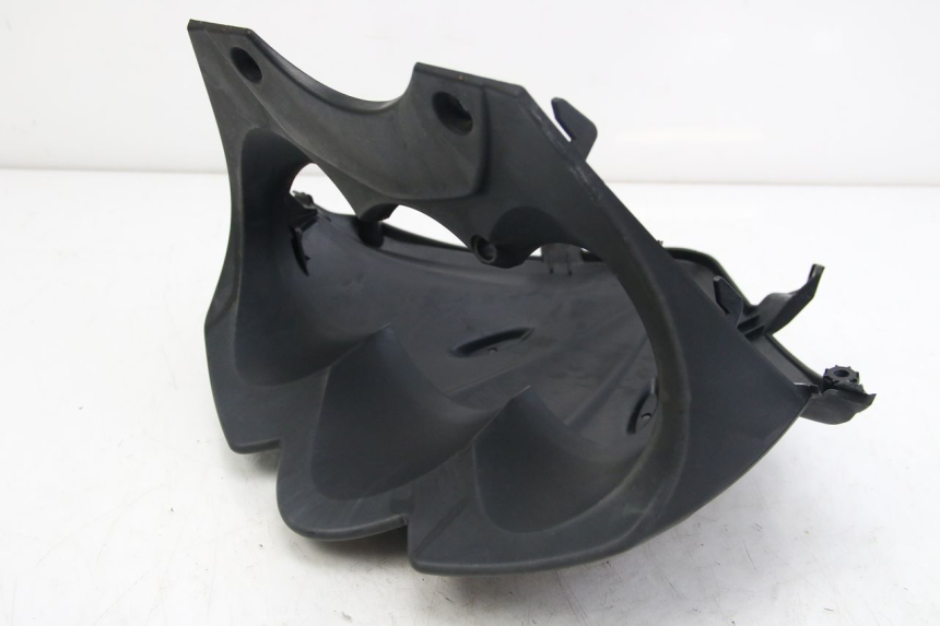 photo de ENTOURAGE CUENTA KILÓMETROS PEUGEOT CITYSTAR 50 (2013 - 2017) - Detalles de los puntos de fijación