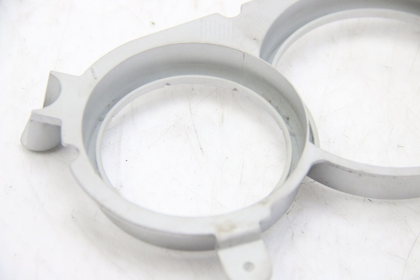 photo de ENTORNO DEL CUENTAKILÓMETROS PEUGEOT CITYSTAR IE 2T 50 (2018 - 2021) - Estado de la superficie y material