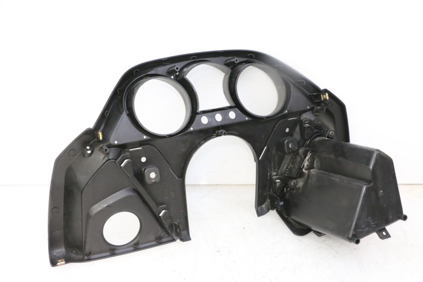 photo de CUADRO DE INSTRUMENTOS KYMCO DINK STREET 125 (2009 - 2014) - Detalles de los puntos de fijación