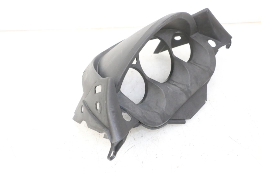 photo de CARENADO VELOCIMETRO PEUGEOT ELYSTAR 125 (2002 - 2007) - Detalles de los puntos de fijación