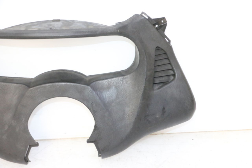 photo de ENTOURAGE CUENTA KILÓMETROS HONDA FES S-WING SWING ABS 125 (2007 - 2015) - Características distintivas