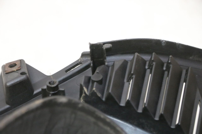 photo de ENTOURAGE CUENTA KILÓMETROS HONDA FES S-WING SWING ABS 125 (2007 - 2015) - Zoom estado de uso