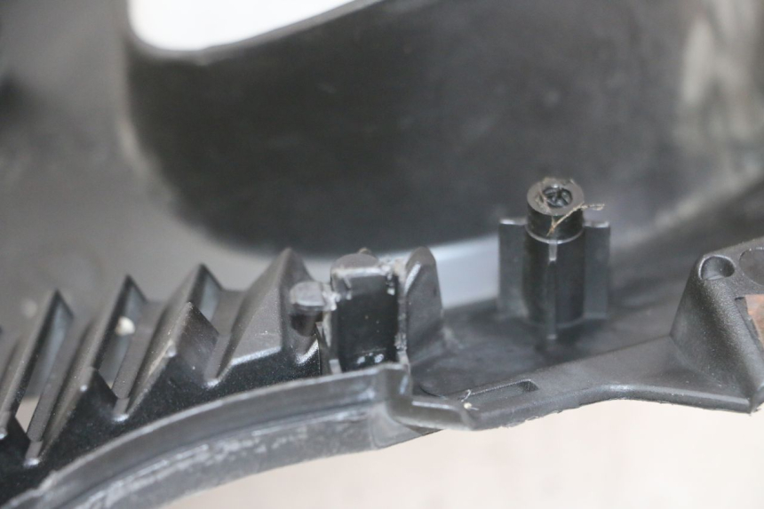 photo de ENTOURAGE CUENTA KILÓMETROS HONDA FES S-WING SWING ABS 125 (2007 - 2015) - Otra perspectiva