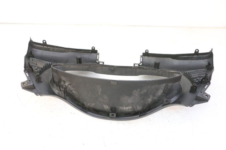 photo de ENTOURAGE CUENTA KILÓMETROS HONDA FES S-WING SWING ABS 125 (2007 - 2015) - Detalles de los puntos de fijación