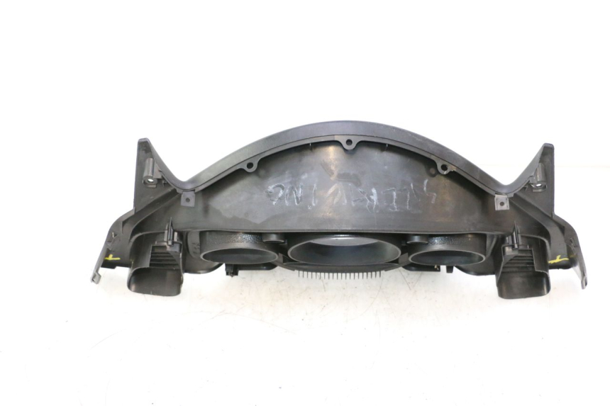 photo de CARENADO VELOCIMETRO HONDA FJS SILVER WING SILVERWING 400 (2005 - 2008) - Estado de la superficie y material