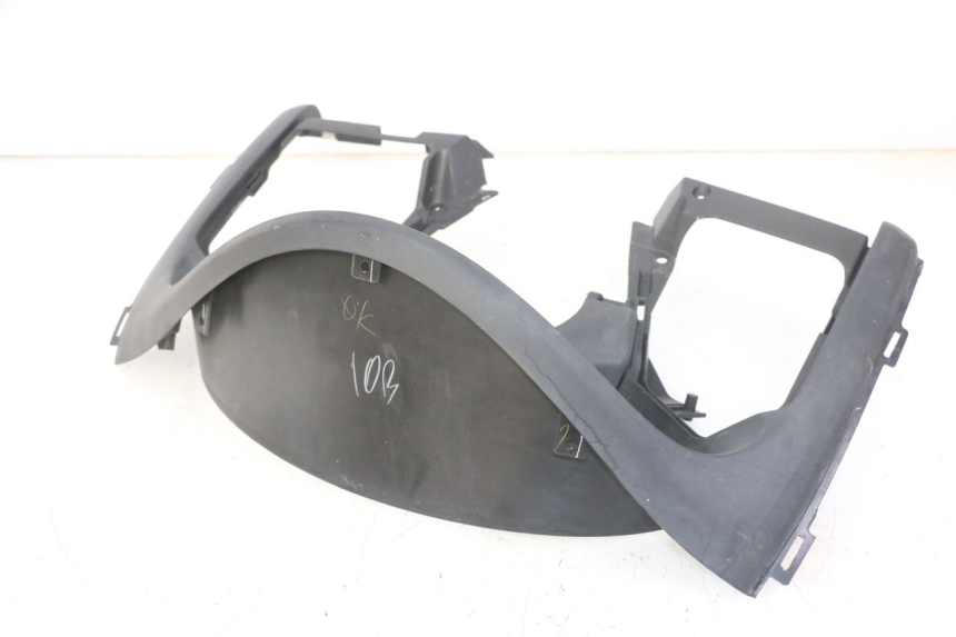 photo de CARENADO VELOCIMETRO HONDA FORZA ABS 300 (2013 - 2017) - Detalles de los puntos de fijación