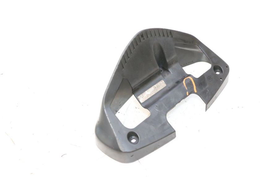 photo de CARENADO VELOCIMETRO SUZUKI GSR 600 (2005 - 2012) - Detalle de la pieza
