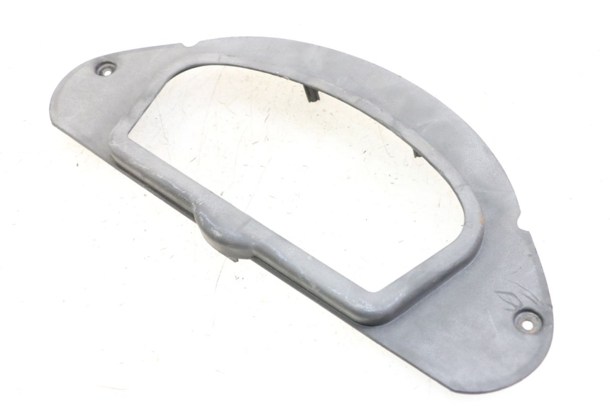 photo de CARENADO VELOCIMETRO KYMCO STRYKER OFF ROAD 125 (1999 - 2005) - Detalles de los puntos de fijación