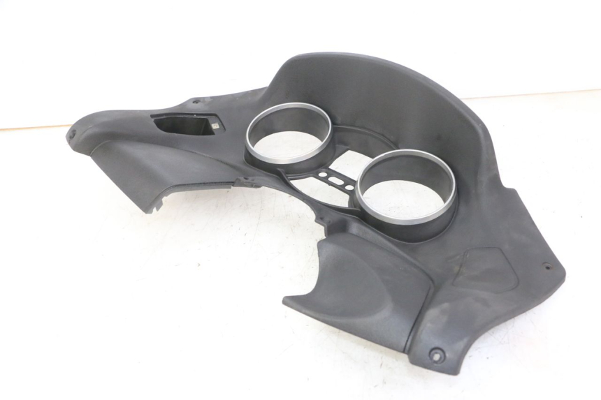 photo de ENTOURAGE CUENTA KILÓMETROS PIAGGIO MP3 LT 400 (2007 - 2012) - Zoom estado de uso