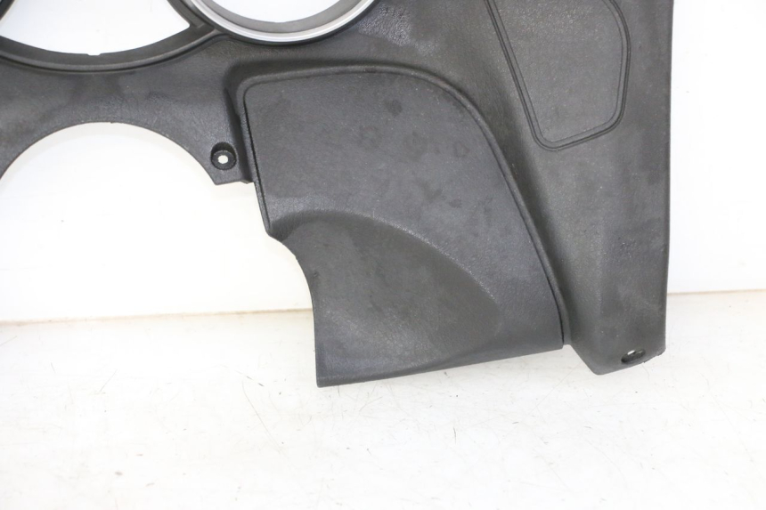 photo de CARENADO VELOCIMETRO PIAGGIO MP3 LT 300 (2010 - 2016) - Enfoque en la estructura