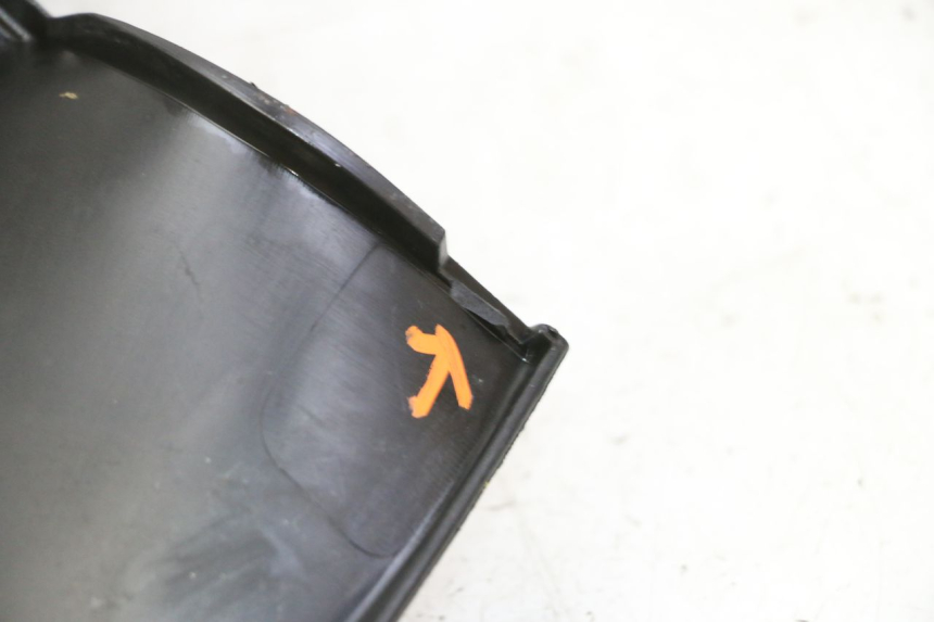 photo de CARENADO VELOCIMETRO PIAGGIO MP3 LT 300 (2010 - 2016) - Detalles de los puntos de fijación