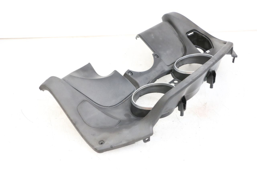 photo de ENTOURAGE CUENTA KILÓMETROS PIAGGIO MP3 500 (2011 - 2015) - Detalles de los puntos de fijación