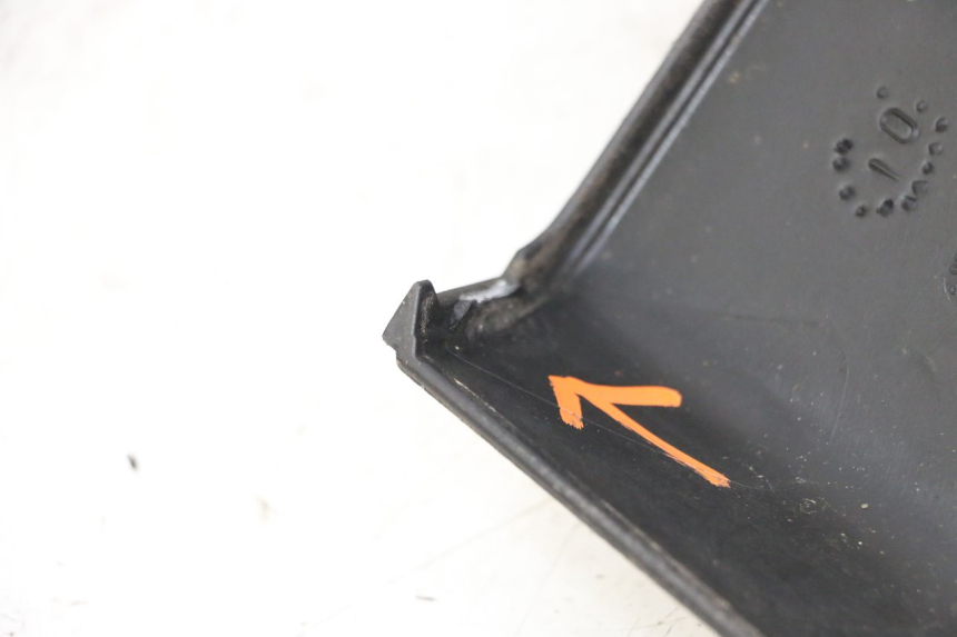 photo de ENTOURAGE CUENTA KILÓMETROS PIAGGIO MP3 500 (2011 - 2015) - Otra perspectiva