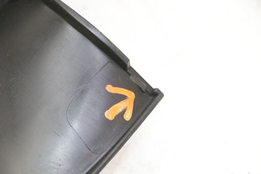 photo de ENTOURAGE CUENTA KILÓMETROS PIAGGIO MP3 500 (2011 - 2015) - Primer plano técnico