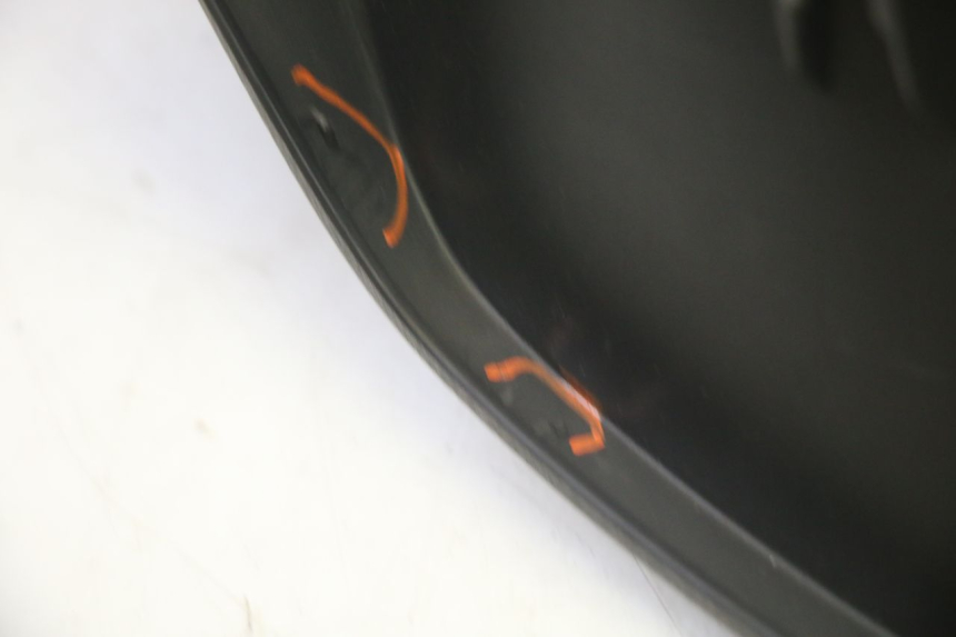 photo de CARENADO VELOCIMETRO PIAGGIO MP3 RL 250 (2006 - 2010) - Detalles de los puntos de fijación