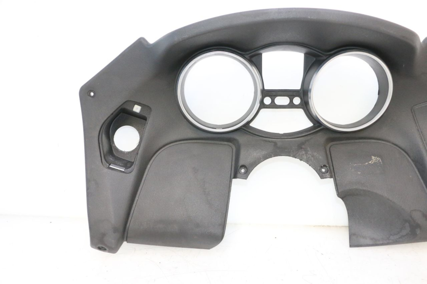 photo de CARENADO VELOCIMETRO PIAGGIO MP3 RL 250 (2006 - 2010) - Primer plano de alta resolución