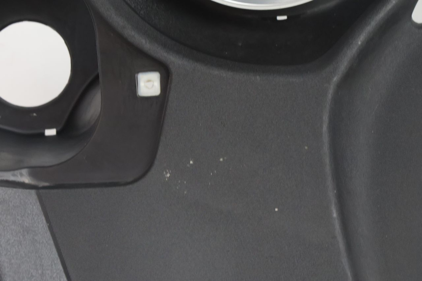 photo de CARENADO VELOCIMETRO PIAGGIO MP3 500 (2016 - 2018) - Detalle de la pieza