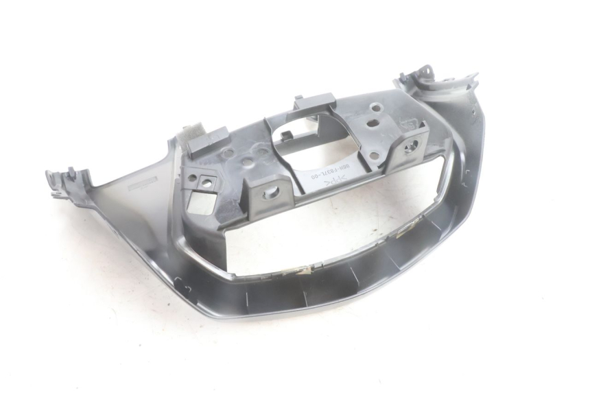 photo de CARENADO VELOCIMETRO YAMAHA N-MAX NMAX 125 (2021 - 2024) - Primer plano técnico