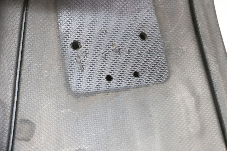 photo de CARENADO VELOCIMETRO GILERA NEXUS 125 (2009 - 2013) - Primer plano técnico