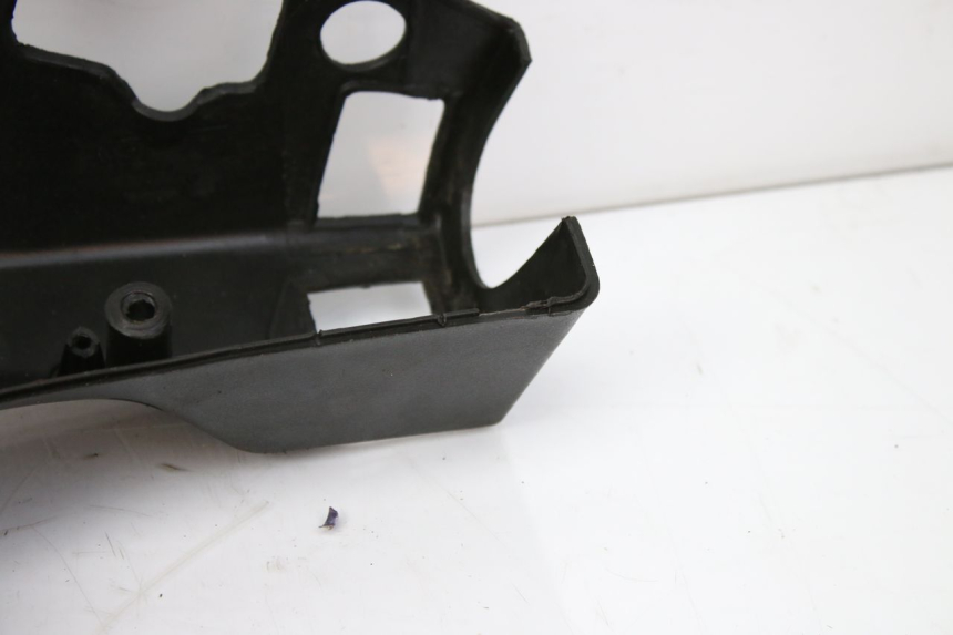 photo de ENTOURAGE CUENTA KILÓMETROS KEEWAY OUTLOOK 125 (2007 - 2013) - Detalles de los puntos de fijación