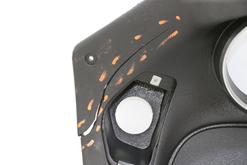 photo de ENTOURAGE CUENTA KILÓMETROS PIAGGIO MP3 LT 400 (2007 - 2012) - Primer plano de alta resolución