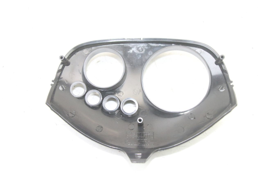 photo de ENTOURAGE CUENTA KILÓMETROS PIAGGIO ZIP 4T 50 (2018 - 2020) - Otra perspectiva