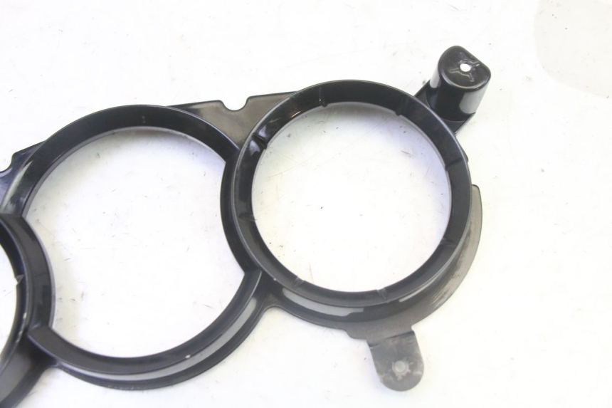 photo de CARENADO VELOCIMETRO PEUGEOT SATELIS 125 (2013 - 2018) - Zoom estado de uso